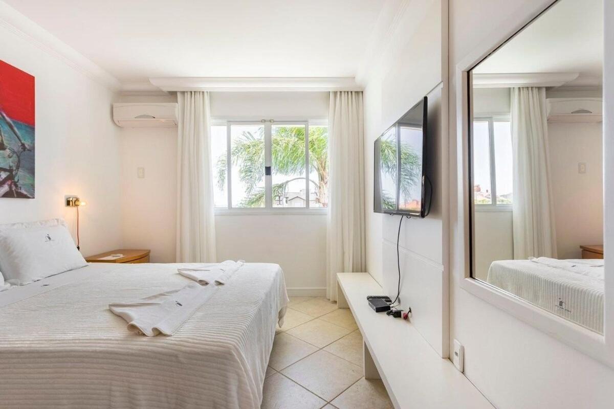 Casa Do Artista A 60M Do Mar, Piscina, 4 Quartos Бомбиньяс Экстерьер фото